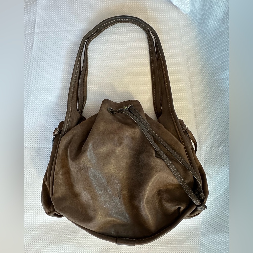 SOLD Gorgeous Rare Vintage Frye Shoulder Bucket Style Bag Brown Leather Handbag
